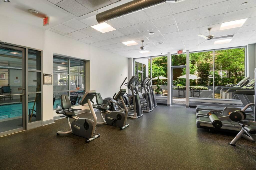 Unique Apartment In A Great Pentagon City Location Arlington Extérieur photo